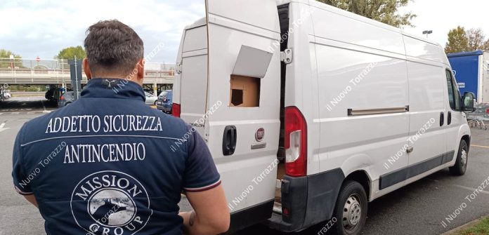 furto sigarette ipercoop