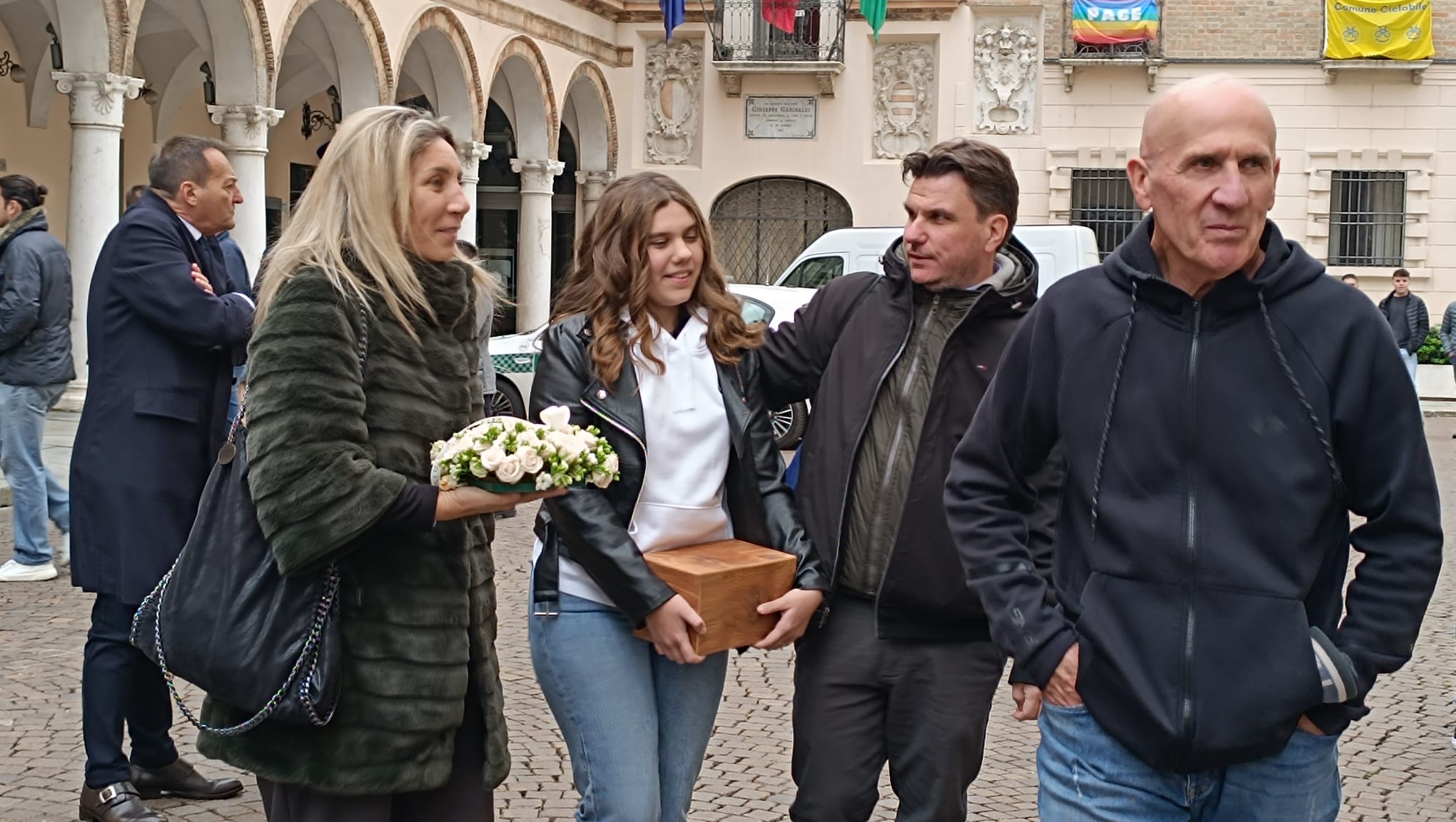 Michele Cavallotti. L ultimo saluto in cattedrale Il Nuovo Torrazzo