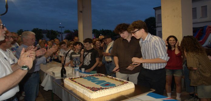 MADIGNANO AVIS TAGLIO TORTA