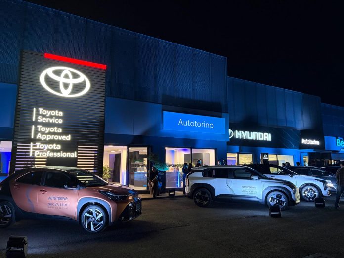 autotorino esterno notte